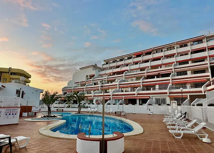 In Ocean Park Ii, Costa Adeje, Tenerife * Costa Adeje (Tenerife)